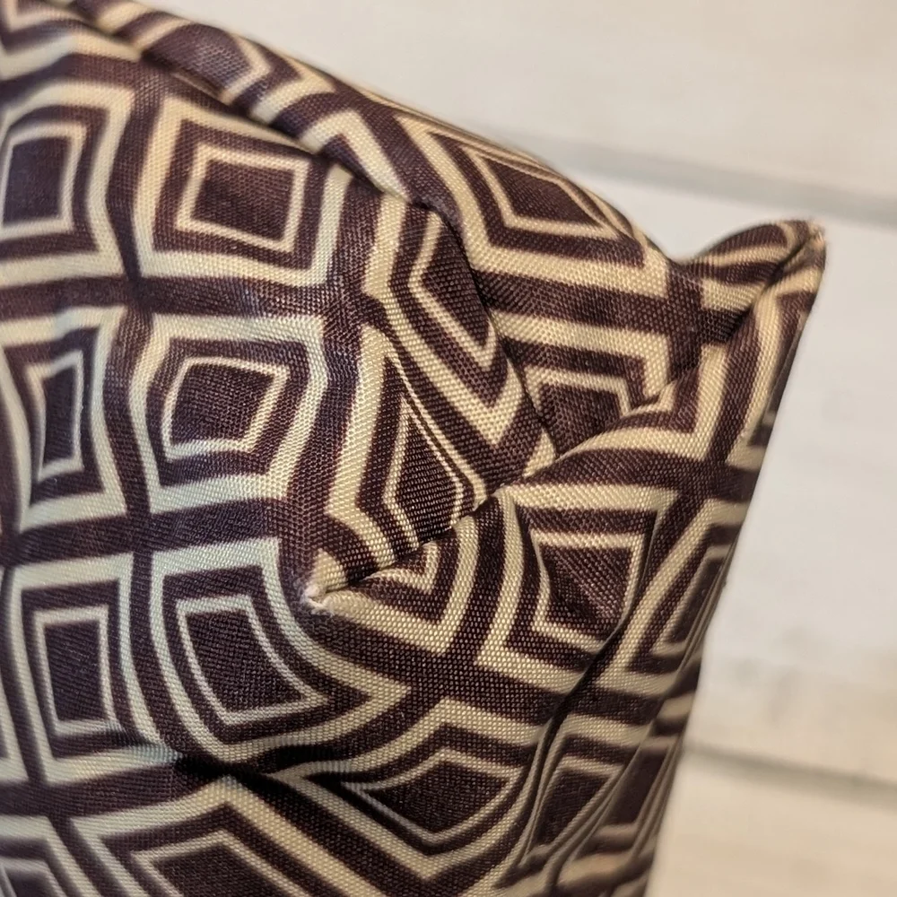 Vintage Estée Lauder Geometric Patterned Cosmetic Bag, Zippered Makeup Pouch - Picture 9 of 11